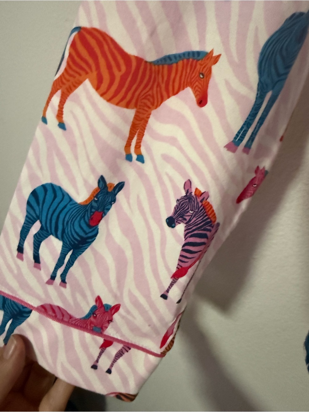 BedHead Set Pink Multi Zebra-Print Button-Front. B2 - Picture 4 of 16